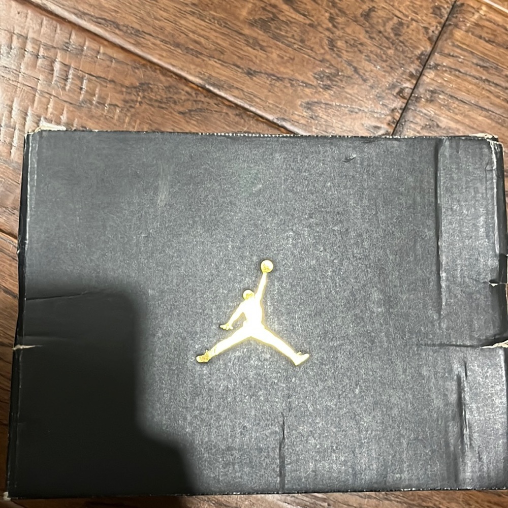 Kids sneakers